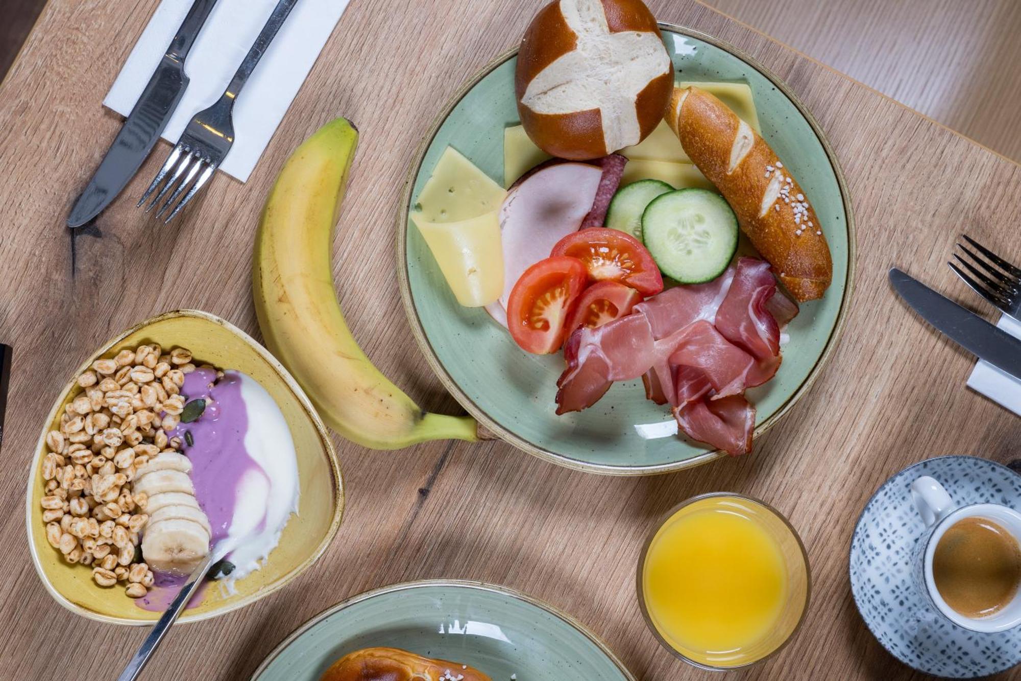Garner Hotel Essen - Messe By Ihg Bagian luar foto